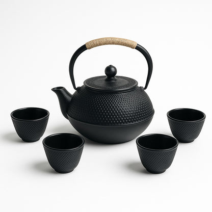 Cast Iron Kettle and 4 Cups Set